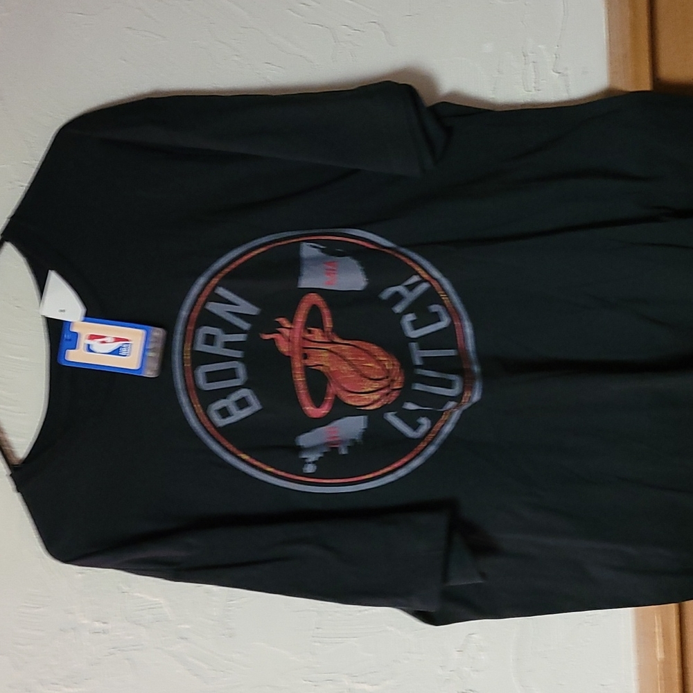 NBA Black Logo Born Clutch tshirt D.Wade